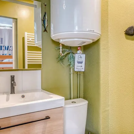 Appartement De Front De *