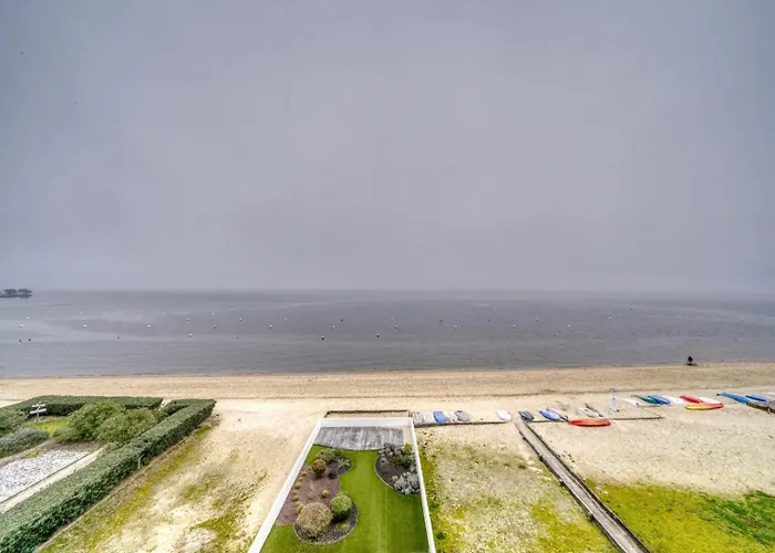 Appartement De Front De *